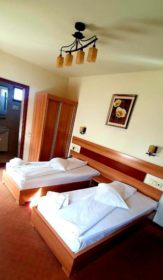 Motel Cool Barcanesti Экстерьер фото